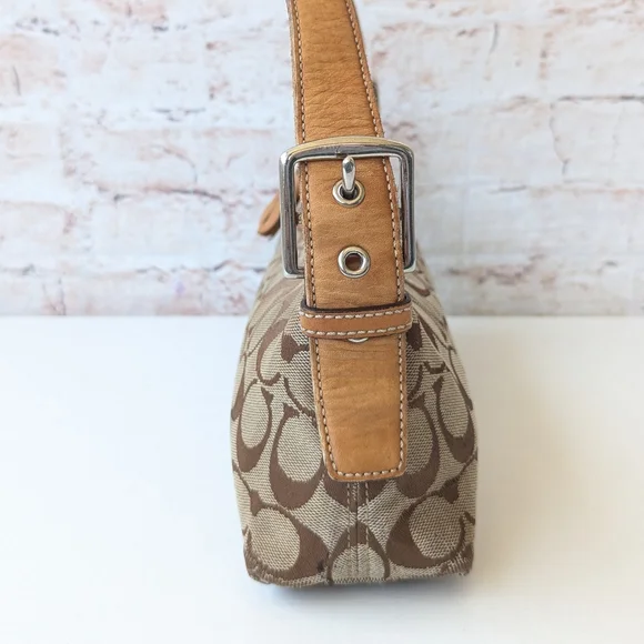 Coach Vintage Leather Canvas Women's Shoulder Hand Bag - Picture 4 of 14